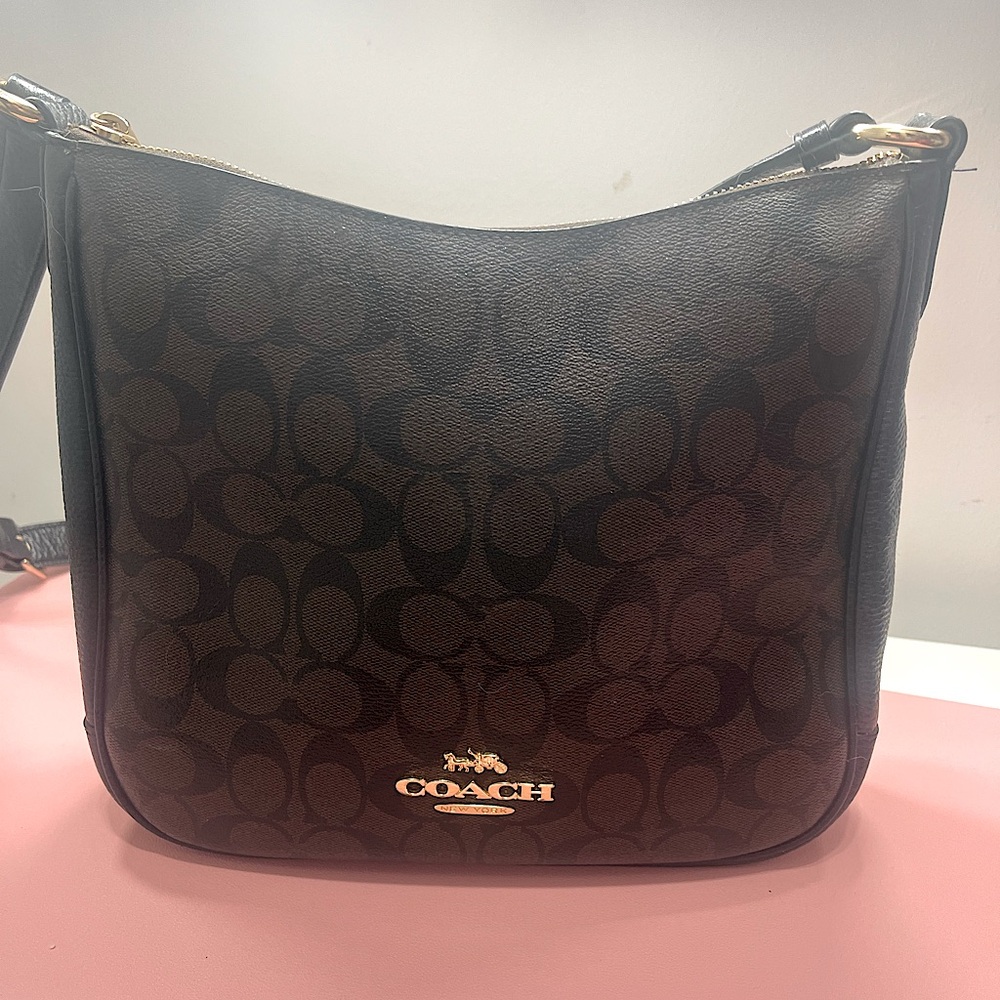 COACH Crossbody Purse Brown w Gold Hardware
